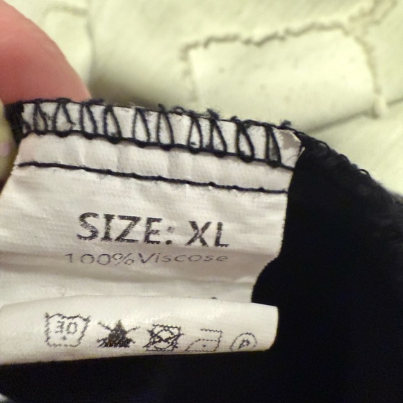 Elegant Black Women's Pants - Picture 6 of 7